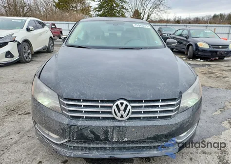 2013 Volkswagen Passat Sel z USA, uszkodzony, nr VIN 1VWCN7A37DC119827